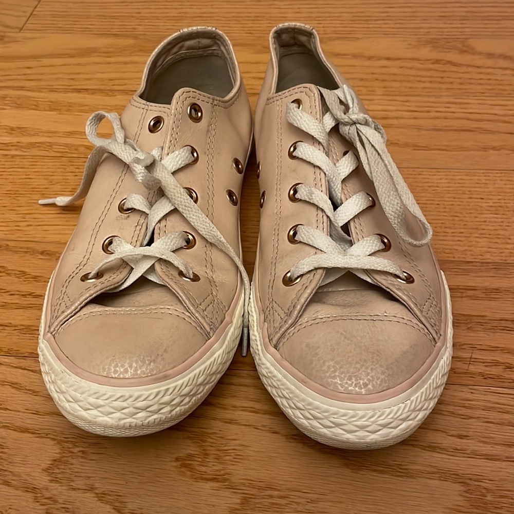Pink and Rose Gold Textured Low Top Converse, Sz. 4 (Junior)